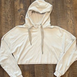 P’tula Mandi Cropped Hoodie